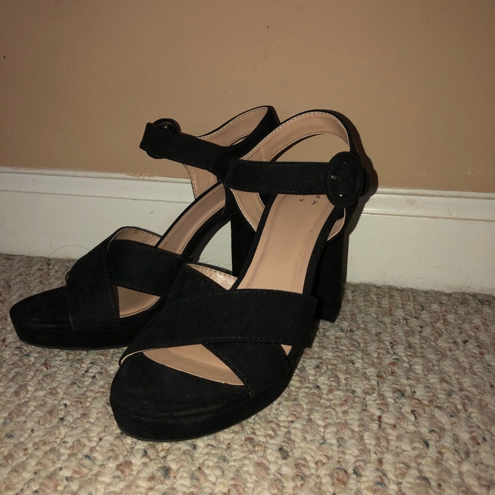 Women’s pumps